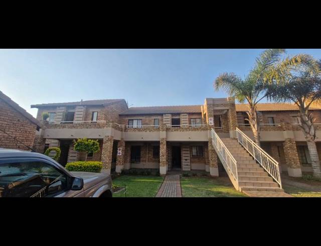 2 BEDROOM APARTMENT FOR SALE IN MONAVONI